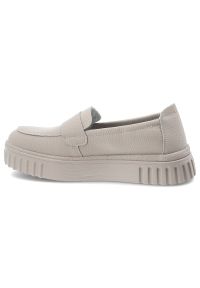 Półbuty damskie Vinceza, cholewka ze skóry naturalnej licowej wsuwany fason z ozdobnym elementem, beżowe, 93218. Kolor: beżowy. Materiał: skóra. Szerokość cholewki: normalna #6