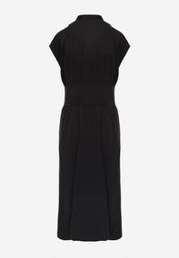 Renee - Czarna Sukienka na Guziki z Gorsetowym Panelem z Klamrami w Talii Frose. Typ kołnierza: dekolt gorset. Kolor: czarny. Typ sukienki: gorsetowe. Długość: midi #6