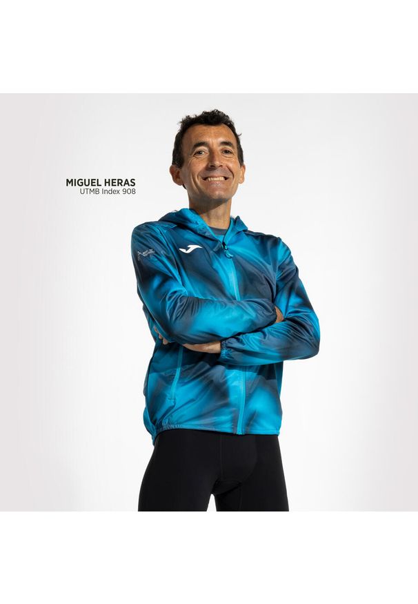 Kurtka do biegania męska Joma R-Trail Nature Raincoat. Kolor: niebieski. Sport: bieganie