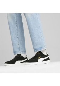 Puma - Sneakersy zamszowe unisex PUMA Club II PUMA Black White Gold. Kolor: czarny, biały, wielokolorowy, żółty. Materiał: skóra. Sport: turystyka piesza