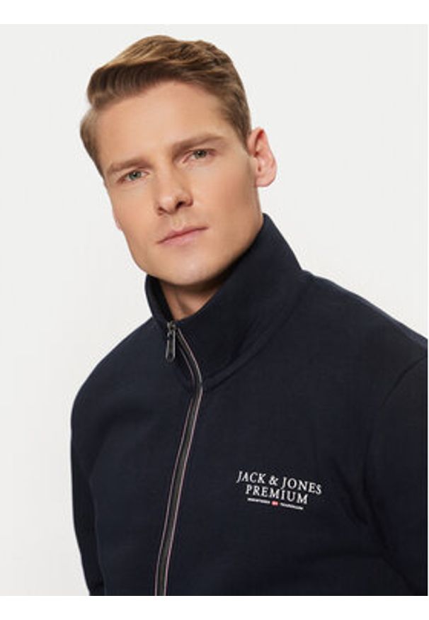Jack & Jones - Jack&Jones Bluza Bluarchie 12228676 Granatowy Regular Fit. Kolor: niebieski. Materiał: bawełna, syntetyk
