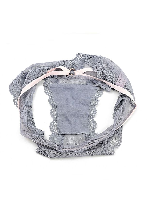 Intica - Koronkowe majtki z strapsami na specjalne okazje Xumar. Kolor: fioletowy. Materiał: koronka. Wzór: koronka