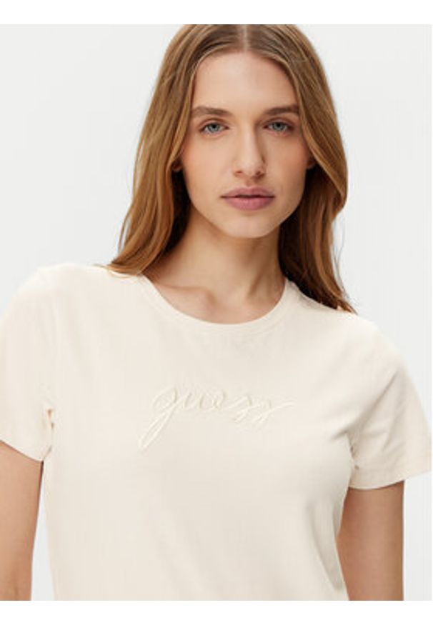 Guess T-Shirt O5GI02 KBBU1 Écru Regular Fit. Materiał: bawełna