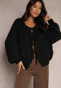 Renee - Czarny Kardigan z Wełną o Kroju Oversize z Wiązanymi Kokardami Elearina. Okazja: na co dzień. Typ kołnierza: kokarda. Kolor: czarny. Materiał: wełna. Styl: casual, elegancki