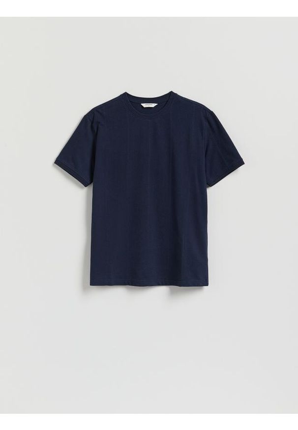 Reserved - Strukturalny t-shirt comfort fit - granatowy. Kolor: niebieski. Materiał: bawełna, dzianina