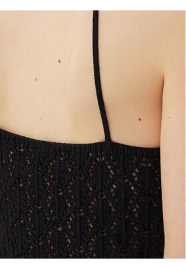 only - ONLY Top Noella 15352137 Czarny Regular Fit. Kolor: czarny. Materiał: syntetyk