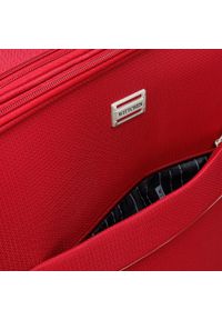 Wittchen - Duża walizka miękka z błyszczącym suwakiem z przodu czerwona. Kolor: czerwony. Materiał: poliester. Styl: wakacyjny, elegancki #7