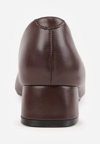 Born2be - Brązowe Czółenka Vices na Obcasie z Wkładką ze Skóry Naturalnej Vikirasse. Okazja: na co dzień, na spotkanie biznesowe, do pracy. Kolor: brązowy. Materiał: skóra. Obcas: na obcasie. Styl: casual, biznesowy, elegancki. Wysokość obcasa: średni #9