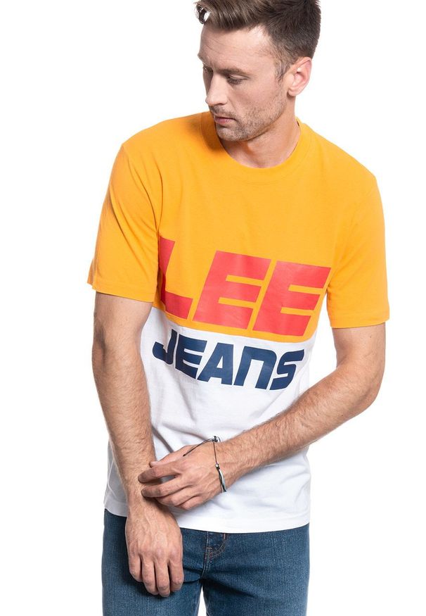Lee - LEE T SHIRT COLOUR BLOCK TEE RADIANT YELLOW L60PFELG 112113471. Wzór: nadruk