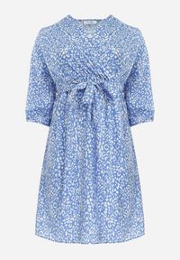 Born2be - Niebieska Kopertowa Sukienka z Gumką w Talii Annuna. Kolor: niebieski. Materiał: materiał. Typ sukienki: kopertowe #2