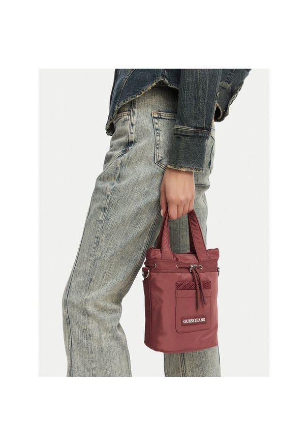 Torebka Guess Jeans. Kolor: fioletowy
