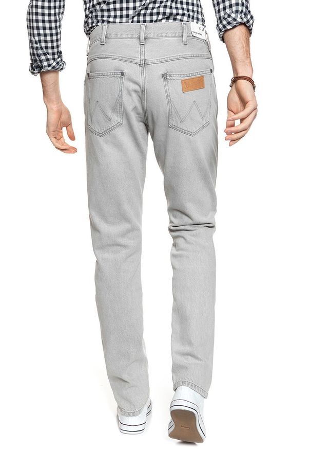 Wrangler - WRANGLER SPODNIE MĘSKIE SLIDER ICY GREY W18RRJ28C 112127392
