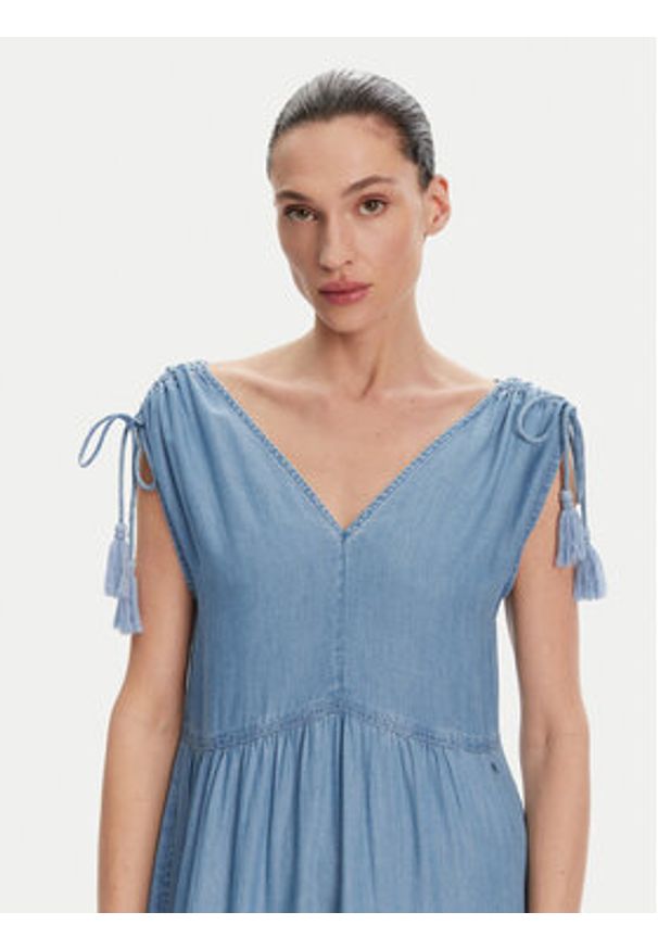 Pepe Jeans Sukienka codzienna Effie PL953664 Niebieski Loose Fit. Okazja: na co dzień. Kolor: niebieski. Materiał: lyocell. Typ sukienki: proste. Styl: casual
