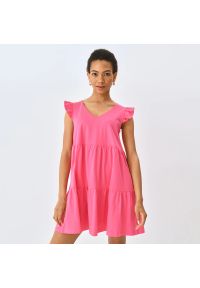 Mohito - Bawełniana sukienka z falbaną - Różowy. Kolor: różowy. Materiał: bawełna