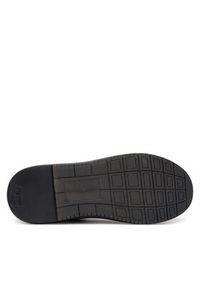 Emporio Armani Sneakersy EM003666 AF19532 MC105 Czarny. Kolor: czarny. Materiał: skóra