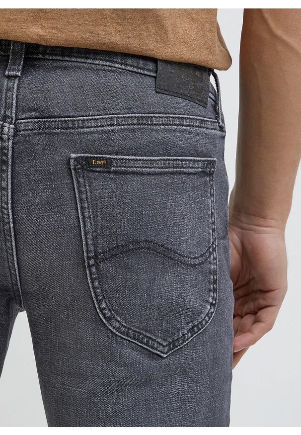 Lee - LEE DAREN ZIP FLY MĘSKIE SPODNIE JEANSOWE WORN IN SHADOW L707IBB81 112342267