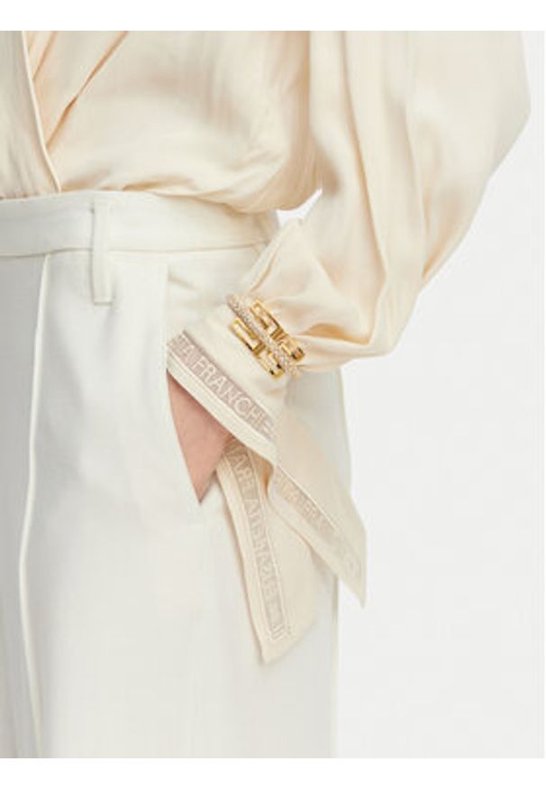 Elisabetta Franchi Bransoletka BC-51B-62E2-V250 Złoty. Materiał: metalowe. Kolor: złoty