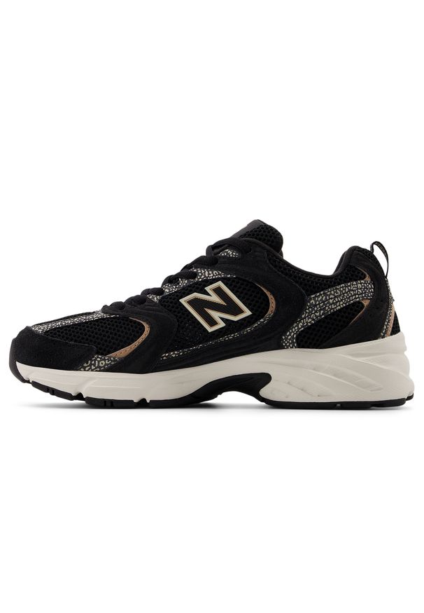 Buty damskie New Balance U530CRB – czarne. Kolor: czarny. Materiał: skóra, syntetyk, materiał. Szerokość cholewki: normalna. Sezon: lato. Sport: turystyka piesza