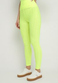 Born2be - Jasnozielone Legginsy Sportowe z Elastyczną Gumką i Tłoczonym Wzorem Ardisa. Okazja: na co dzień. Kolor: zielony. Styl: sportowy