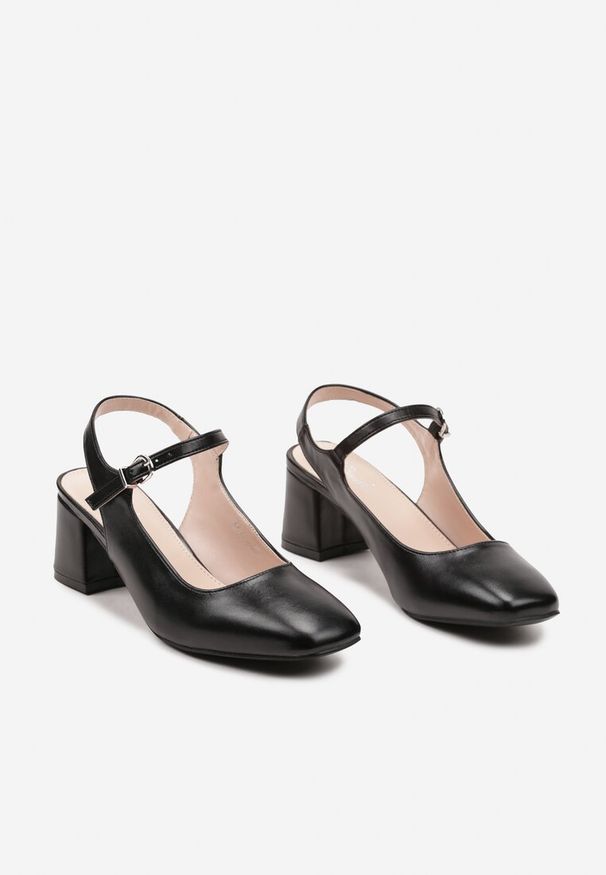 Renee - Czarne Czółenka na Słupku Wykończone Kwadratowym Noskiem bez Pięty Tinadoria. Okazja: na co dzień, do pracy, na spotkanie biznesowe. Kolor: czarny. Obcas: na słupku. Styl: wizytowy, casual, biznesowy, elegancki