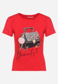 Born2be - Czerwony Bawełniany T-shirt z Błyszczącym Nadrukiem Karonea. Okazja: na co dzień. Kolor: czerwony. Materiał: bawełna. Wzór: nadruk. Styl: casual, wizytowy, rockowy