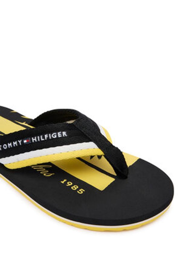 TOMMY HILFIGER - Tommy Hilfiger Japonki Patch Hilfiger Beach Sandal FM0FM05903 Czarny. Kolor: czarny. Materiał: materiał