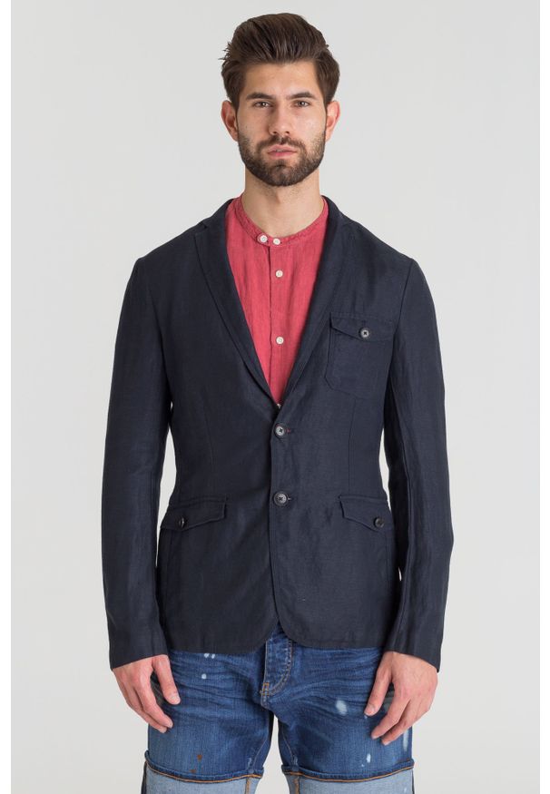 Granatowa marynarka Emporio Armani. Kolor: niebieski. Wzór: gładki. Styl: klasyczny, elegancki, sportowy