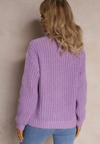 Renee - Fioletowy Klasyczny Sweter z Modnym Splotem Wykończony Ściągaczami Viala. Kolor: fioletowy. Długość rękawa: długi rękaw. Długość: długie. Wzór: ze splotem. Styl: klasyczny