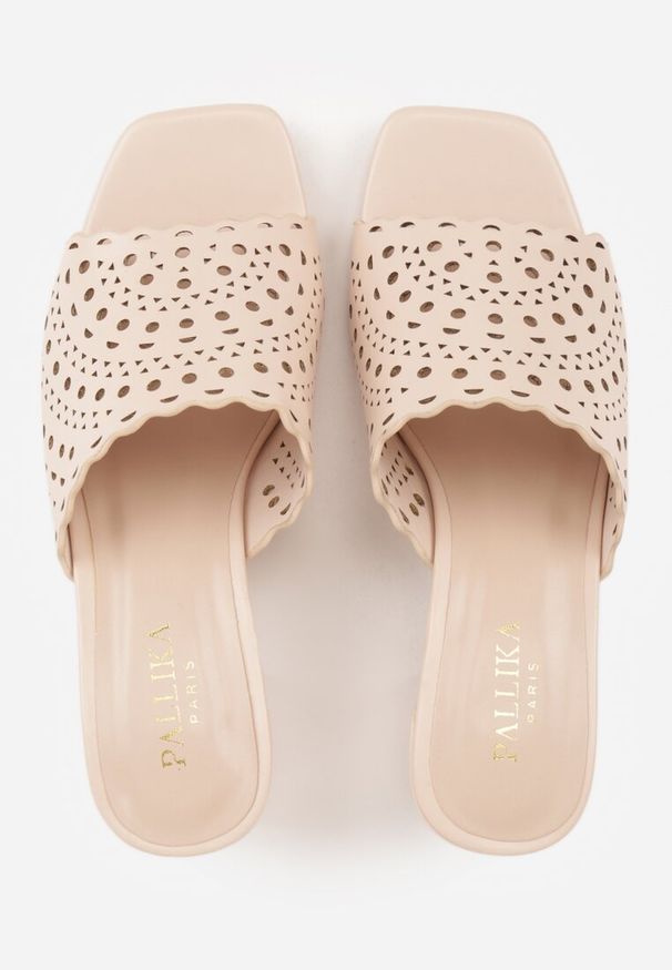 Renee - Beżowe Ażurowe Klapki na Słupkowym Obcasie z Kwadratowym Noskiem Lumetia. Okazja: na co dzień. Kolor: beżowy. Wzór: ażurowy. Sezon: lato. Obcas: na obcasie. Styl: boho, casual. Wysokość obcasa: średni