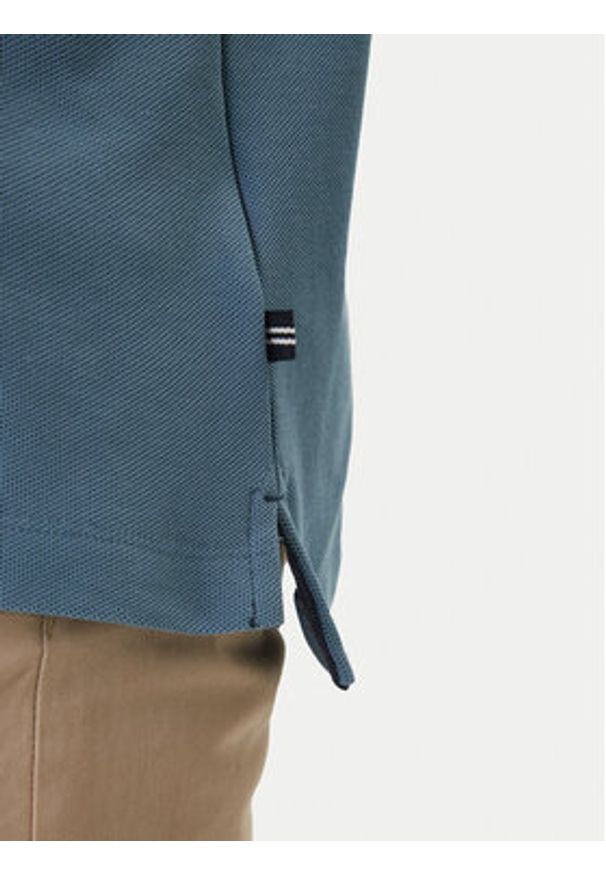 Nautica Polo Cabin NCCR0110 Niebieski Classic Fit. Typ kołnierza: polo. Kolor: niebieski. Materiał: bawełna