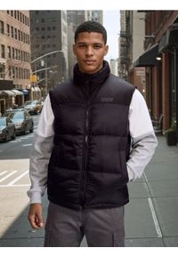 Sinsay - Pikowana kamizelka puffer - czarny. Kolor: czarny #1