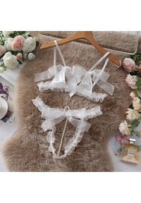 Intica - Komplet bielizny z siateczki z wstążkami Sallee. Kolor: biały. Materiał: materiał