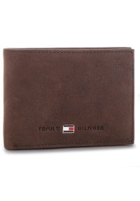 TOMMY HILFIGER - Tommy Hilfiger Duży Portfel Męski Johnson Mini CC Flap AM0AM00662 Brązowy. Kolor: brązowy. Materiał: nubuk, skóra