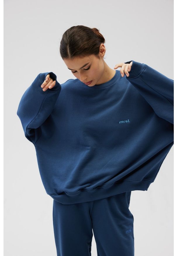 Marsala - Bluza damska o kroju regular fit w kolorze NAVY BLUE- PHENIX. Materiał: dzianina, bawełna, dresówka, poliester. Wzór: haft