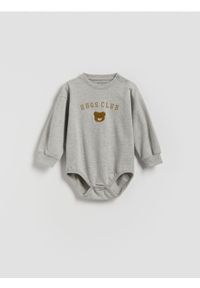 Reserved - Body z aplikacją - ciemnoszary. Kolor: szary. Materiał: dzianina, bawełna. Wzór: aplikacja #1