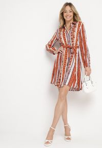 Born2be - Brązowa Sukienka Koszulowa z Wiskozy Rozkloszowana z Materiałowym Paskiem Sigina. Okazja: do pracy. Kolor: brązowy. Materiał: wiskoza, materiał. Długość rękawa: długi rękaw. Typ sukienki: koszulowe #2