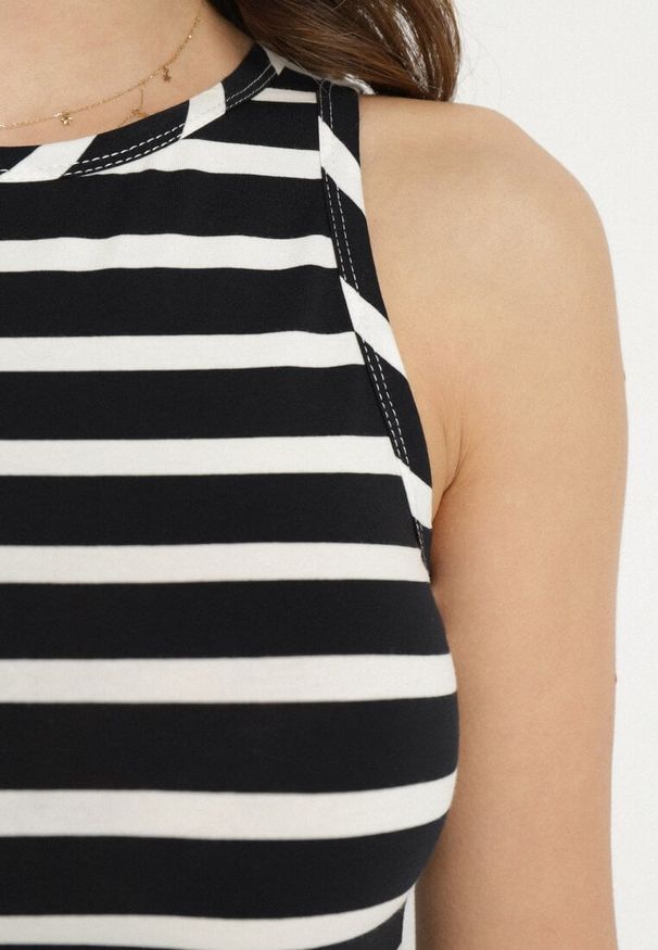 Born2be - Czarny Bawełniany Top Ozdobiony Paskami Foniria. Okazja: na co dzień. Kolor: czarny. Materiał: bawełna. Wzór: aplikacja. Sezon: lato. Styl: klasyczny, elegancki, casual