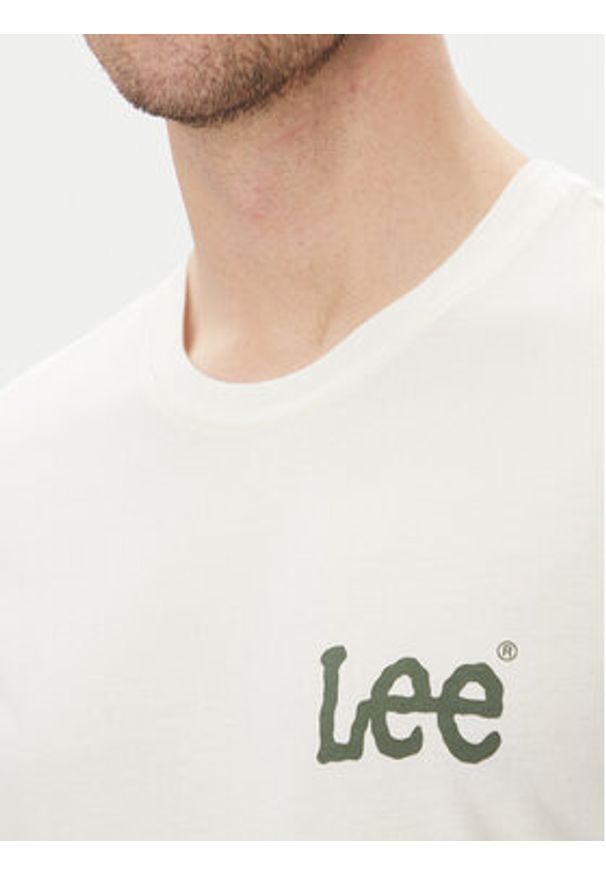 Lee T-Shirt Medium Wobbly 112364535 Biały Regular Fit. Kolor: biały. Materiał: bawełna
