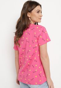 Born2be - Ciemnoróżowy Bawełniany T-shirt w Drobny Print Asdara. Okazja: na co dzień. Kolor: różowy. Materiał: bawełna. Wzór: nadruk. Styl: casual, elegancki #4