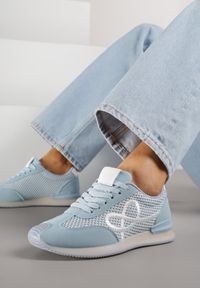 Born2be - Niebieskie Sneakersy Ozdobione Geometrycznym Motywem Icebluff. Okazja: na co dzień. Kolor: niebieski. Materiał: jeans. Wzór: geometria, aplikacja #3