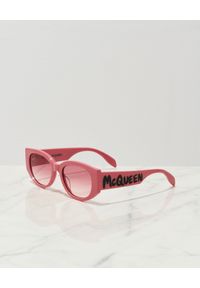 Alexander McQueen - ALEXANDER MCQUEEN - Różowe okulary z logo. Kolor: różowy, wielokolorowy, fioletowy #3