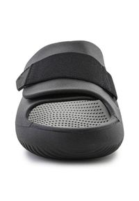 Klapki Crocs Mellow Luxe Recovery Slide 209413-001 czarne. Okazja: na spacer, na plażę, na co dzień. Kolor: czarny. Materiał: materiał. Styl: casual #4