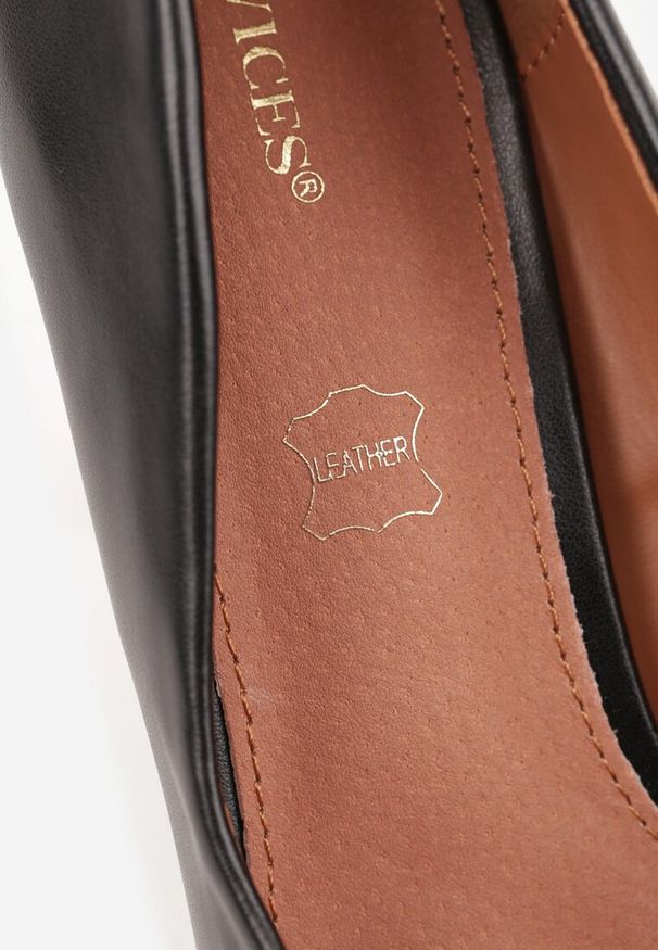 Renee - Czarne Szpilki Vices o Klasycznym Fasonie z Wkładką ze Skóry Naturalnej Fridda. Okazja: do pracy, na wesele, na spotkanie biznesowe, na ślub cywilny. Nosek buta: szpiczasty. Kolor: czarny. Materiał: skóra. Obcas: na szpilce. Styl: klasyczny. Wysokość obcasa: średni