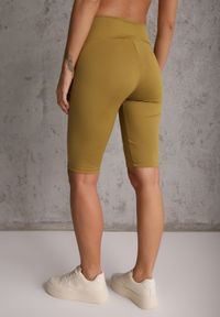 Renee - Zielone Szorty Bikery High Waist z Wyszczuplającym Pasem Briarrose. Okazja: na co dzień. Stan: podwyższony. Kolor: zielony. Materiał: len. Styl: sportowy, casual #5