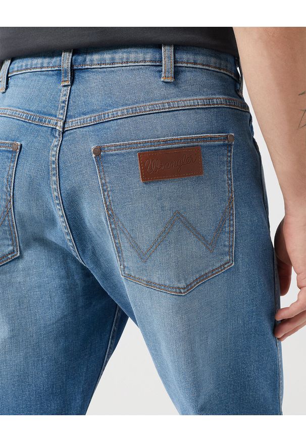 Wrangler - WRANGLER MĘSKIE SPODNIE FRONTIER STRIDE 112350647 W16V018020