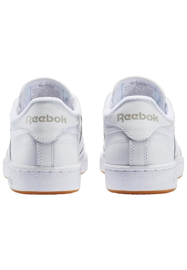Buty do chodzenia damskie Reebok Club C 85. Zapięcie: sznurówki. Kolor: biały, zielony, wielokolorowy, brązowy. Materiał: guma, materiał, skóra, syntetyk. Szerokość cholewki: normalna. Model: Reebok Club. Sport: turystyka piesza