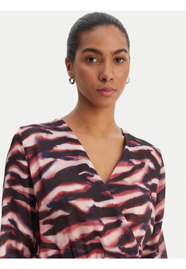 Morgan Sukienka codzienna 261-RISYL.F Kolorowy Regular Fit. Okazja: na co dzień. Materiał: syntetyk. Wzór: kolorowy. Typ sukienki: proste. Styl: casual