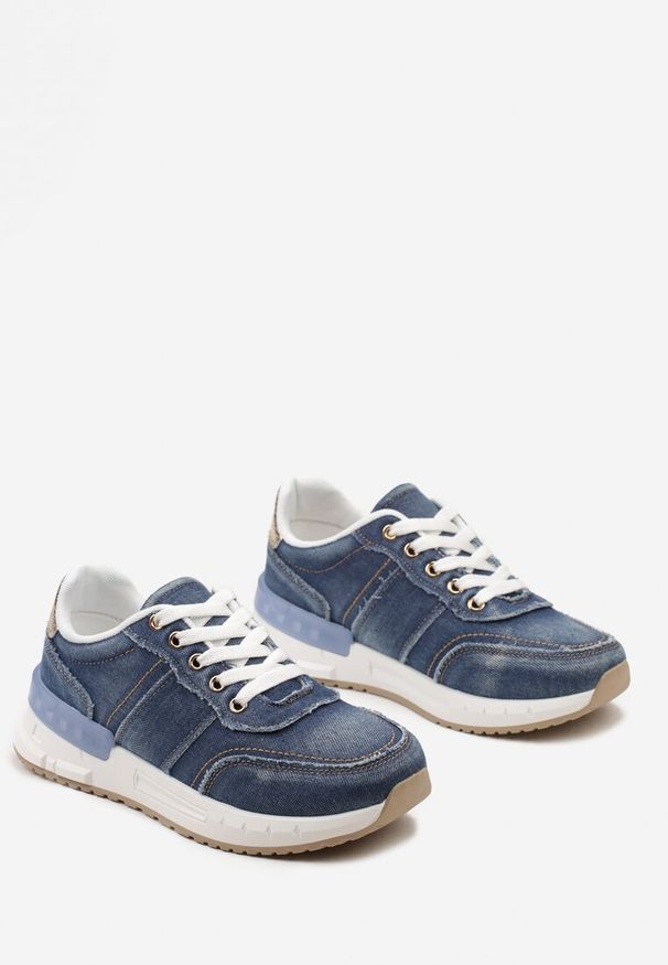 Born2be - Granatowe Sneakersy Jeansowe ze Złotymi Wykończeniami i Przeszyciami Aledisa. Okazja: na spacer, do pracy. Kolor: niebieski. Materiał: jeans. Sport: turystyka piesza