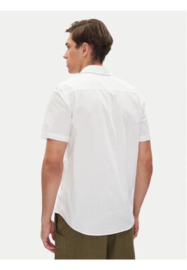 Mustang Koszula Gilroy 1016251 Biały Slim Fit. Kolor: biały. Materiał: bawełna