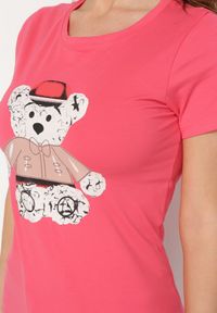 Born2be - Różowy T-shirt Bawełniany z Nadrukiem Rusolia. Okazja: do pracy, na spotkanie biznesowe, na co dzień. Kolor: różowy. Materiał: bawełna. Wzór: nadruk. Styl: casual, klasyczny, biznesowy #7